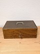 Money box made 
of iron, inside 
painted with 
coins, parts 
20. 20h. Height 
13cm Length 
39cm. width ...