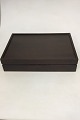 Dark wood 
cutlery box 
with space for 
cutlery for 6 
persons/44 pcs. 
Measures 39 cm 
/ 15 23/64 in. 
...