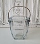 Olaf Gunnar 
Hjertzell Ice 
bucket with 
handle in 
Sterling 
Silver. 
Designed by 
Olaf Gunnar ...