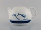 Bing & Grøndahl 
Corinth teapot. 
Model number 
656. 1960s.
Measures: 23 x 
13 cm.
In excellent 
...