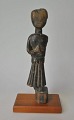 Antique 
Nepalese wooden 
figure of 
praying man, 
18./19. årh. H 
.: 19 cm. New 
newer base of 
...