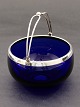 Blue sugar bowl 
with 830 silver 
mounting from 
Svend Toxværd 
item no. 468203