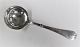 Strand. Silver 
cutlery (830). 
Serving spoon. 
Length 20.5 cm.