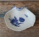 Royal 
Copenhagen Blue 
Flower 
mussel-shaped 
dish 
No. 1606
Measure 16 x 
19 cm.
Factory first 
- ...