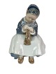Royal Copenhagen porcelain figure, Girl from Amager, no.: 1314.
Great condition
