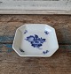 Royal 
Copenhagen Blue 
Flower small 
support dish 
No. 8084, 
Factory first 
Measurements 
10.5 x ...