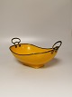 Bread tray of 
yellow-painted 
metal with 
brass edge and 
handles England 
approx. Year 
...