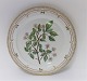 Royal 
Copenhagen. 
Flora Danica. 
Serving plate. 
Model # 3525. 
Diameter 35 cm. 
(1 quality). 
Pyrus ...