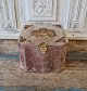 Beautiful old 
collar box 
lined with 
purple velvet 
Six collars 
included 
Measurements 
17 x 17 ...