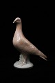 Royal 
Copenhagen 
porcelain 
pigeon.
Decoration 
number: 
2930/3510. 
Height: 20,5cm. 
Staff sales - 
...