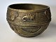 African bronze bowl with decorations, 19./20. century. Decorations on the sides with geometric ...