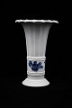 Royal 
Copenhagen Blue 
Flower Hetsch 
vase.
H:27,5cm. 
Dia:18cm. 
Decoration 
number: 
10/8569. ...