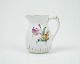 B&G cream jug 
in the pattern 
Saxon flower 
no. 189
Dimensions in 
cm: H: 10.5 
Dia: 7

