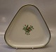 1 pcs in stock
1010-9721 
Triangular dish 
 23 x 24 cm  
Fensmark #1010 
Royal 
Copenhagen 
Design ...