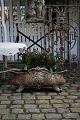 Large old French flowers jardiniere in iron with nice patina.H:27cm. L:60cm. W:25cm. ...