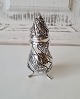 Hugo Grün salt 
shaker in 
silver. Rococo 
inspired 
design. 
Stamp: H.Gr. 
and the three 
towers ...