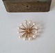 Vintage pearl brooch in 14 kt gold by Henning OddershedeBeautiful gold brooch set with 12 ...