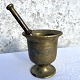 Brass mortar with pestle. 10.5 cm in diameter, 11.5 cm high, pistil length 17.5 cm *Nice patina*