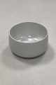 Royal 
Copenhagen 
Sugar Bowl 
White Porcelain 
No. 163
Measures 9cm / 
3.54 inch