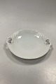 Bing and 
Grondahl 
Elegance, White 
Cake Dish No 
101. Measures 
25 cm / 9 27/32 
in.
