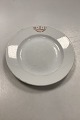 Bing and 
Grondahl Hotel 
Porcelain 
Dinner Plate 
DSU Vesterbro
Measures 24cm 
/ 9.45 inch
