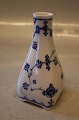 
453-1 Old 
Miniature Vase 
10 cm Royal 
Copenhagen Blue 
Fluted Plain . 
In nice and 
mint condition