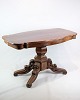 Column table in late empire, with rich carvings in mahogany from around the 1840s.Dimensions ...