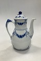 Bing and 
Grondahl Empire 
Coffee Pitcher 
No 91A. With 
tilted spout. 
Measures 24 cm 
/ 9 29/64 in.