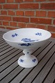 Blue Flower 
plain or 
braided China 
porcelain 
dinnerware by 
Royal 
Copenhagen, 
Denmark.
Bowl on ...