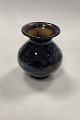 Herman Kahler 
Ceramic Vase
Measures 
11,8cm / 4.65 
inch
Missing a 
little glaze on 
the rim.