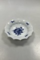 Royal 
Copenhagen Blue 
Flower Braided 
Bowl No. 8556
Measures 17cm 
/ 6.69 inch