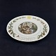 Diameter 19 cm.
Peter's 
Christmas plate 
from Royal 
Copenhagen.
The motifs are 
designed by ...