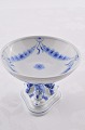 Empire B&G 
porcelain. B&G 
Empire, Small 
bowl, 3 
dolphines are 
holding the 
bowl, no. 451. 
Height ...