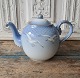 B&G Seagull 
with gold 
teapot 
No. 238
Height 17 cm. 
Length 25 cm.
Factory second 
- dkk 1100.- 
...