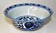 Blue / white bowl, China, 19th century. With numerous hand decorations inside and out. On small ...