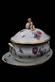 Antique Royal 
Copenhagen Full 
Saxon Flower 
Tureen with 
gold porcelain 
edges with 
saucer and ...