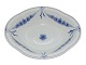 Bing & Grondahl 
Empire, small 
oblong bowl.
The factory 
mark shows, 
that this was 
produced ...