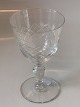 Red wine glass
Height 14 cm
Nice and well 
maintained 
condition