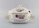 Royal 
Copenhagen 
Saxon Flower 
special 
version. Large 
and rare lidded 
tureen with 
saucer. Lid and 
...