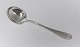 Michelsen. Ida. 
Serving spoon. 
Design: Ole 
Hagen. Sterling 
(925). Length 
20.5 cm.