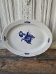 Royal 
Copenhagen Blue 
Flower dish 
No. 8018, 
factory third
Dimension 32 x 
41 cm.