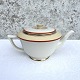 Royal 
Copenhagen, The 
Spanish 
porcelain, 
Teapot #79 / 
958, 27cm wide, 
14cm high, 1st 
sorting, ...