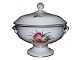 Royal 
Copenhagen 
large soup 
tureen 
decorated with 
bouquets of 
flowers. 
&#8232;This 
product ...