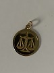 Pendant Libra 
Zodiac in 14 
carat Gold
Stamped 585
Height 27.17 
mm approx
The item has 
been ...