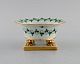 Herend bowl on feet in hand-painted porcelain with gold decoration. Mid 20th century.Measures: ...