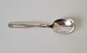 Lotus marmalade 
spoon in silver 
from 1946 
Stamped the 
three towers 
1946 
Length 13.5 
cm.