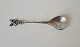 Marmalade spoon 
in silver 
decorated with 
Dutch mill
Stamp 830
Length 12 cm.