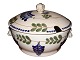 Aluminia Wisteria, large soup tureen.&#8232;This product is only at our storage. It can be ...