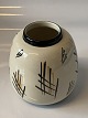 Vase Søholm 
Ceramics
Height 11 cm 
approx
Nice and well 
maintained 
condition