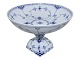 Royal 
Copenhagen Blue 
Fluted Half 
Lace, cake 
stand.
The factory 
mark shows, 
that this was 
...